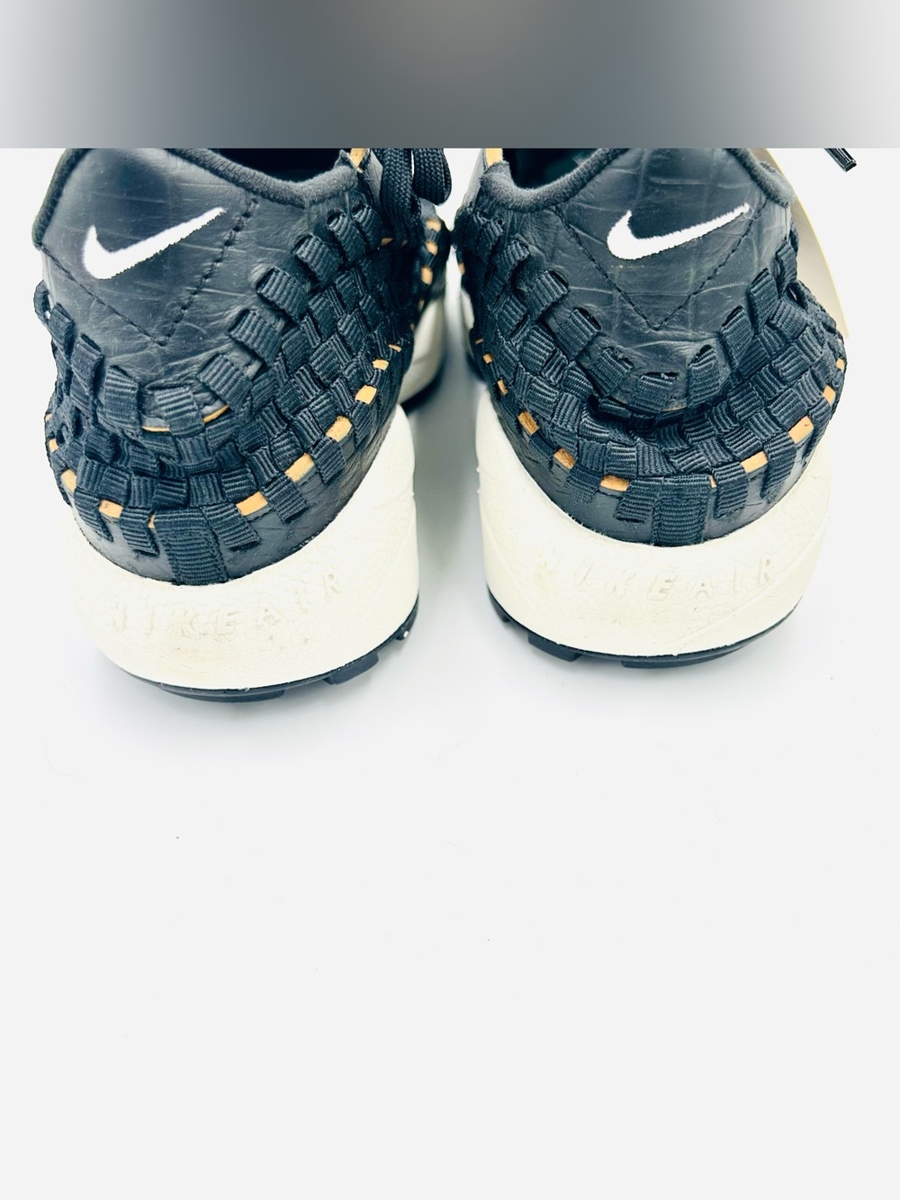 Nike Air Footscape Woven Croc Black Leather Sneakers New Women’s Size 7.5 Rare - Picture 9 of 11